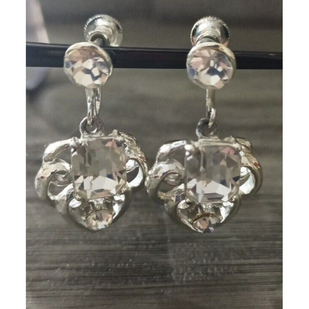 Rhinestone Silver Tone Screw back Vintage Dangle Earrings